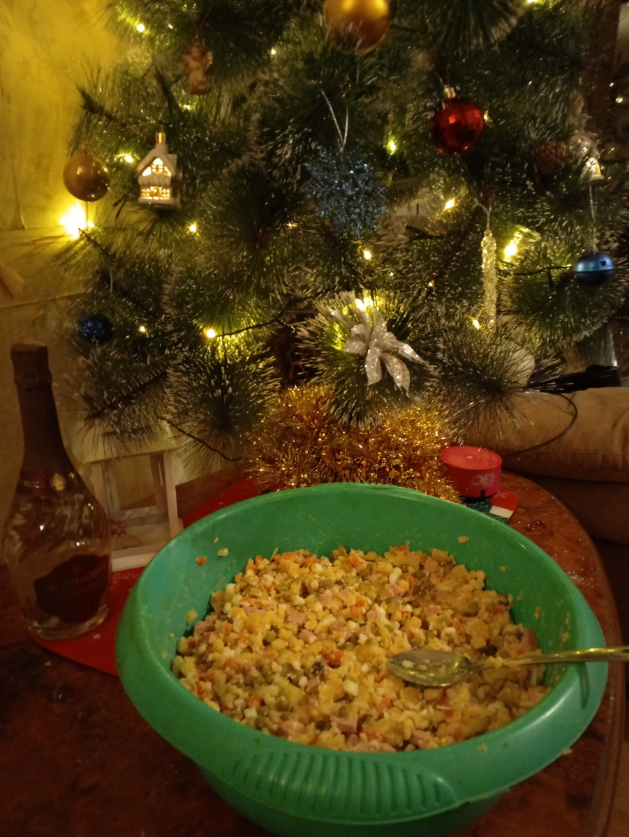 Салатики уже доели?