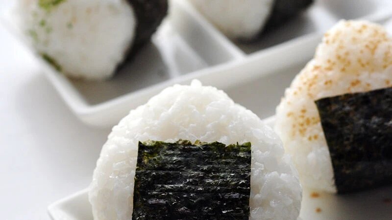     Онигири. tednmiki. Собственная работа.