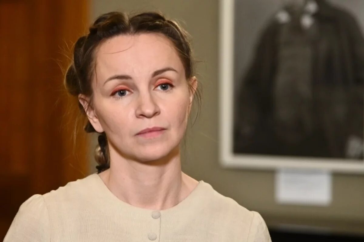    Mash: жену Хабенского актрису Литвинову госпитализировали из-за суставов