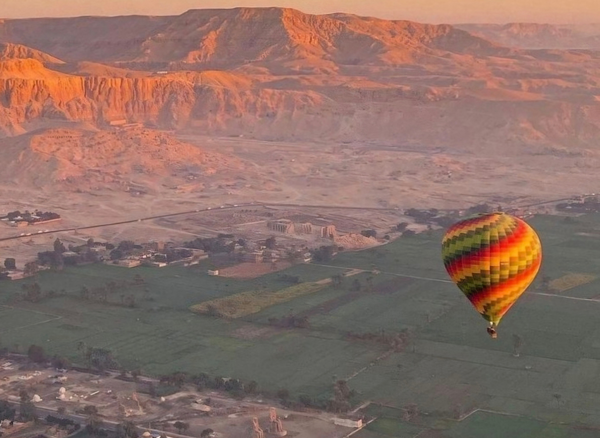 Египет, прогулка на воздушном шаре близ Луксора