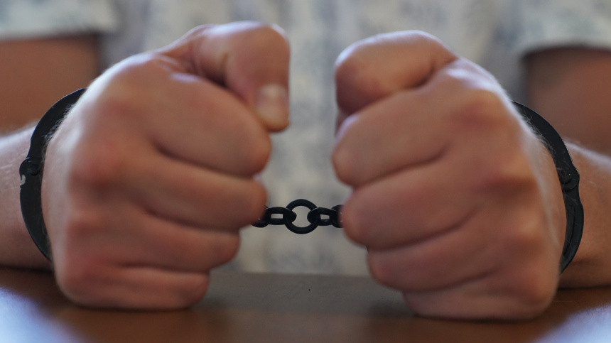    Фото: ИЗВЕСТИЯ/Эдуард Корниенко; Telegram/Официальный канал МВД России/mediamvd; 5-tv.ru