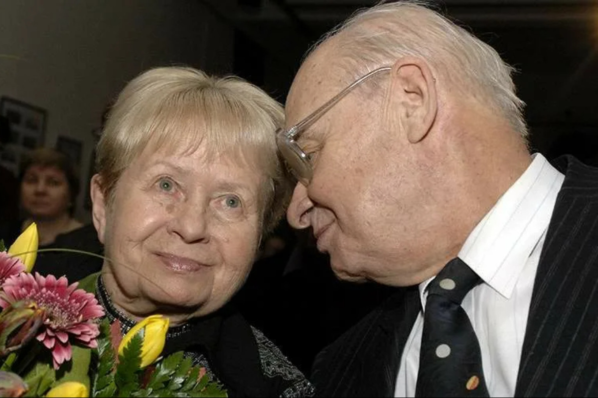 Возраст пахмутовой и добронравова. Возраст пахмутовой и добронравова. Возраст пахмутовой и добронравова. А пахмутова и н добронравов. Возраст пахмутовой и добронравова.