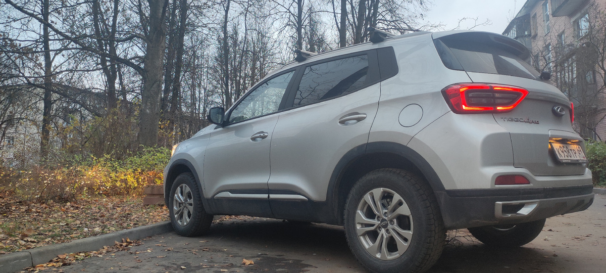 Chery Tiggo 4 Pro в осенней красе