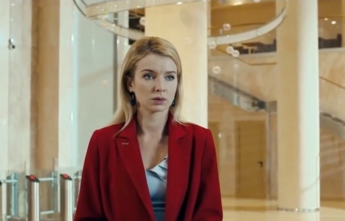  Екатерина Рокотова в сериале «Канцелярская крыса». / Фото: www.kino-teatr.ru