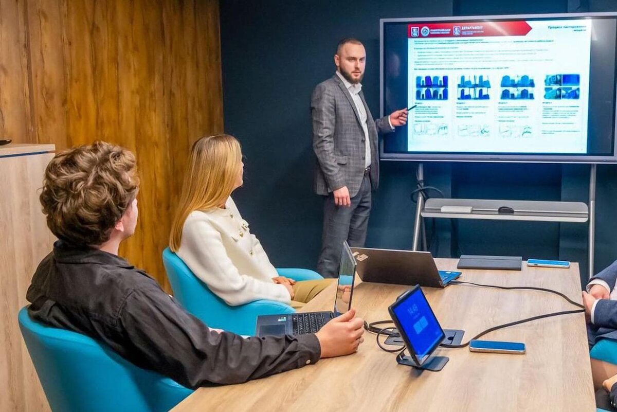    В Москве работает Центр искусственного интеллекта в градостроительстве. mos.ru