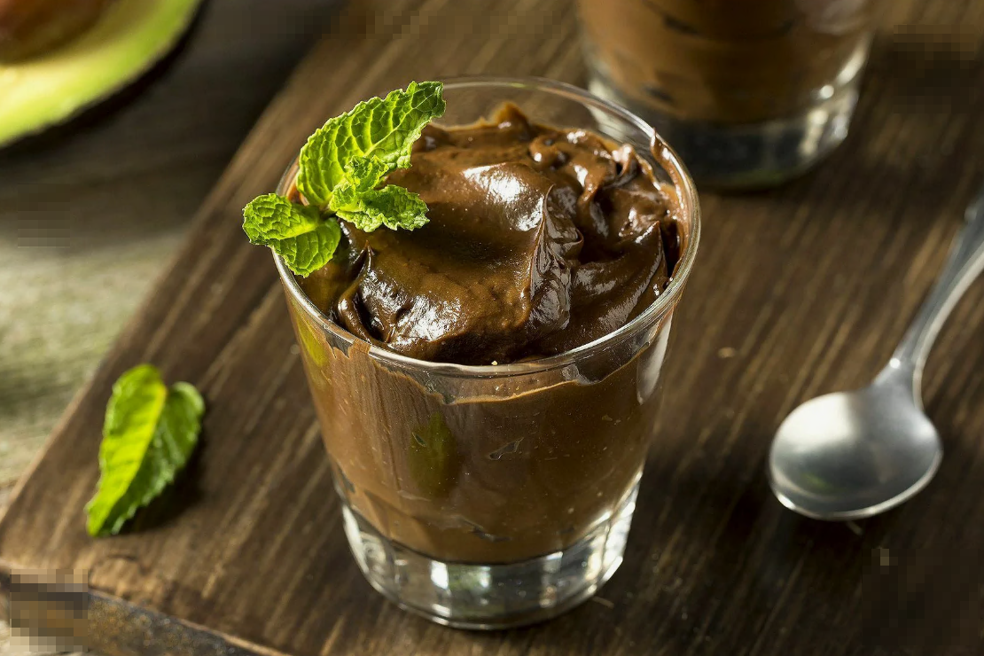 Шоколадный мусс из авокадо