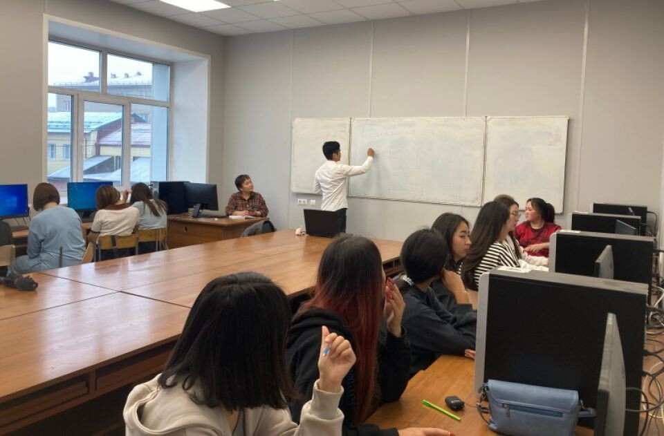    В "Яндекс Переводчике" появится алтайский язык. Источник: gasu.ru