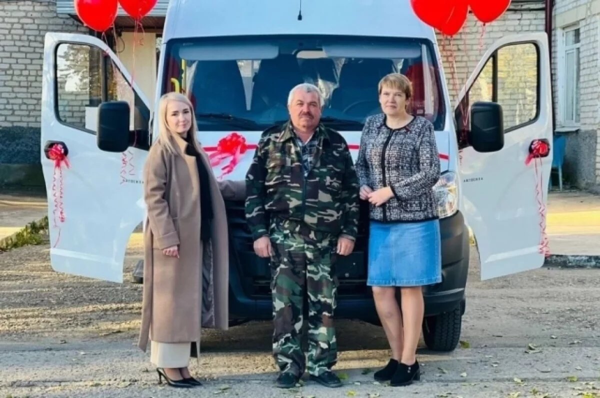    Новый автотранспорт получили социальные учреждения Свердловской области