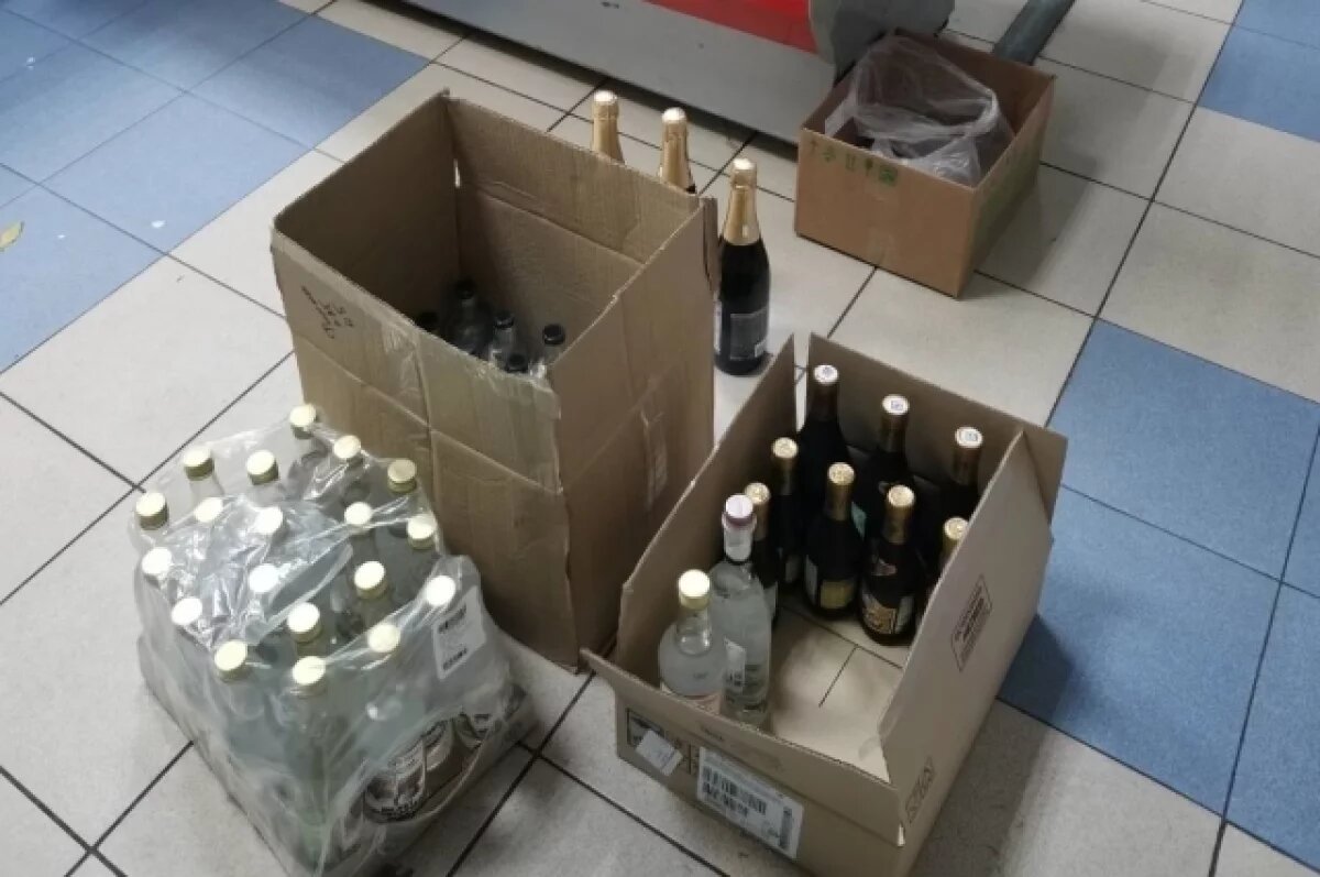    Более 50 единиц алкоголя изъяли из незаконного оборота в Кстове