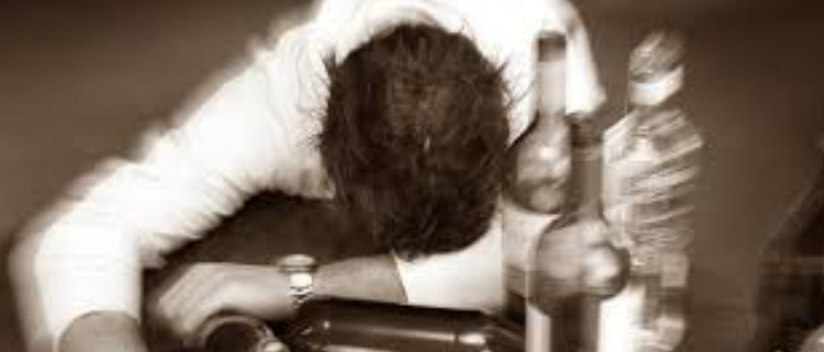 Опять на кровать, опять отлеживаться. Никак не могу выбрать оптимальное положение тела.