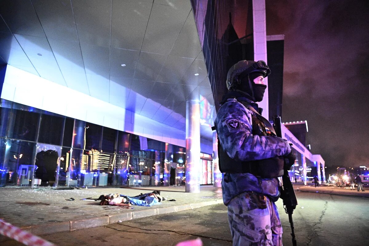    Следователи нашли треш-блогерш из Владимира, пошутивших про «Крокус»