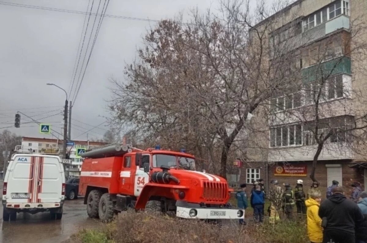    Остекление обрушилось в квартире дома в Кстове