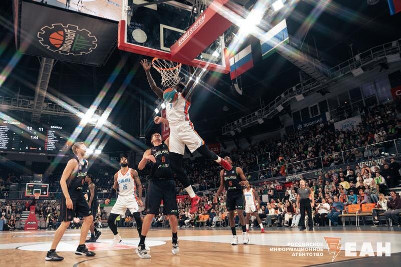    Фото: Ирина Кинзабаева / «Уралмаш» обыгал «Самару»