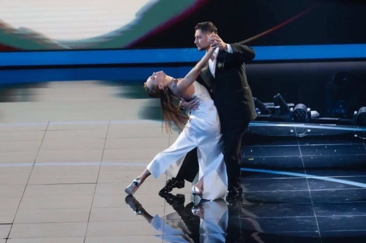    Танец новосибирского рэпера Давы вызвал восторг на шоу «Звездные танцы»