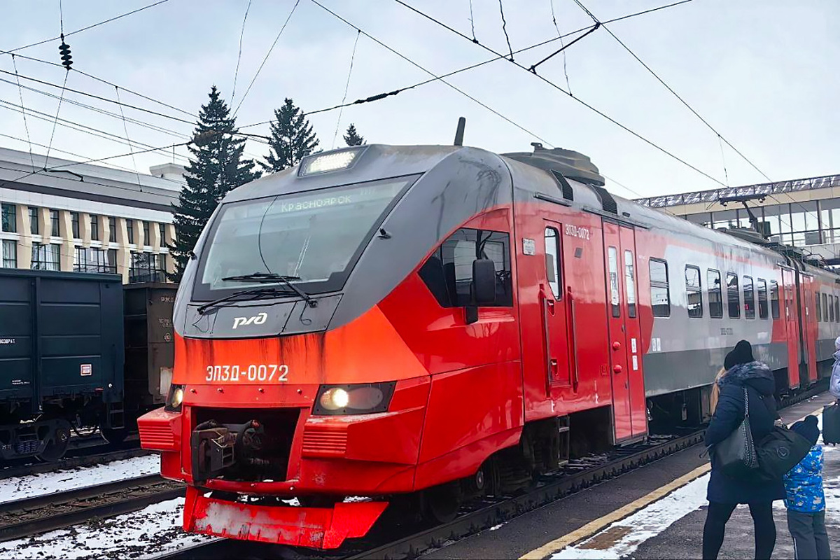     «Западный экспресс» – ежедневный электропоезд 6915/6916 на транссибирской станции Ачинск 1