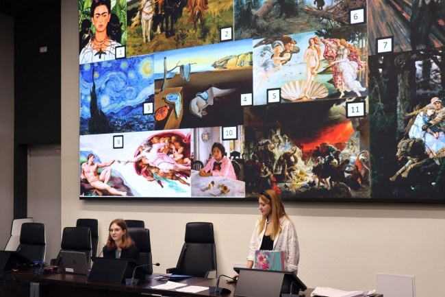 Листайте вправо, чтобы увидеть больше изображений