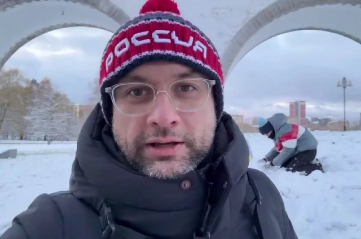    В Москве на 41 году жизни скончался бывший красноярец Антон Коробков-Землянский.