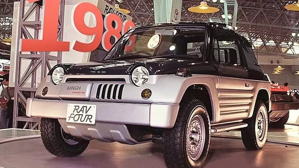 Прототип первой RAV4, показанный в 1989 году. Источник: Соцсети