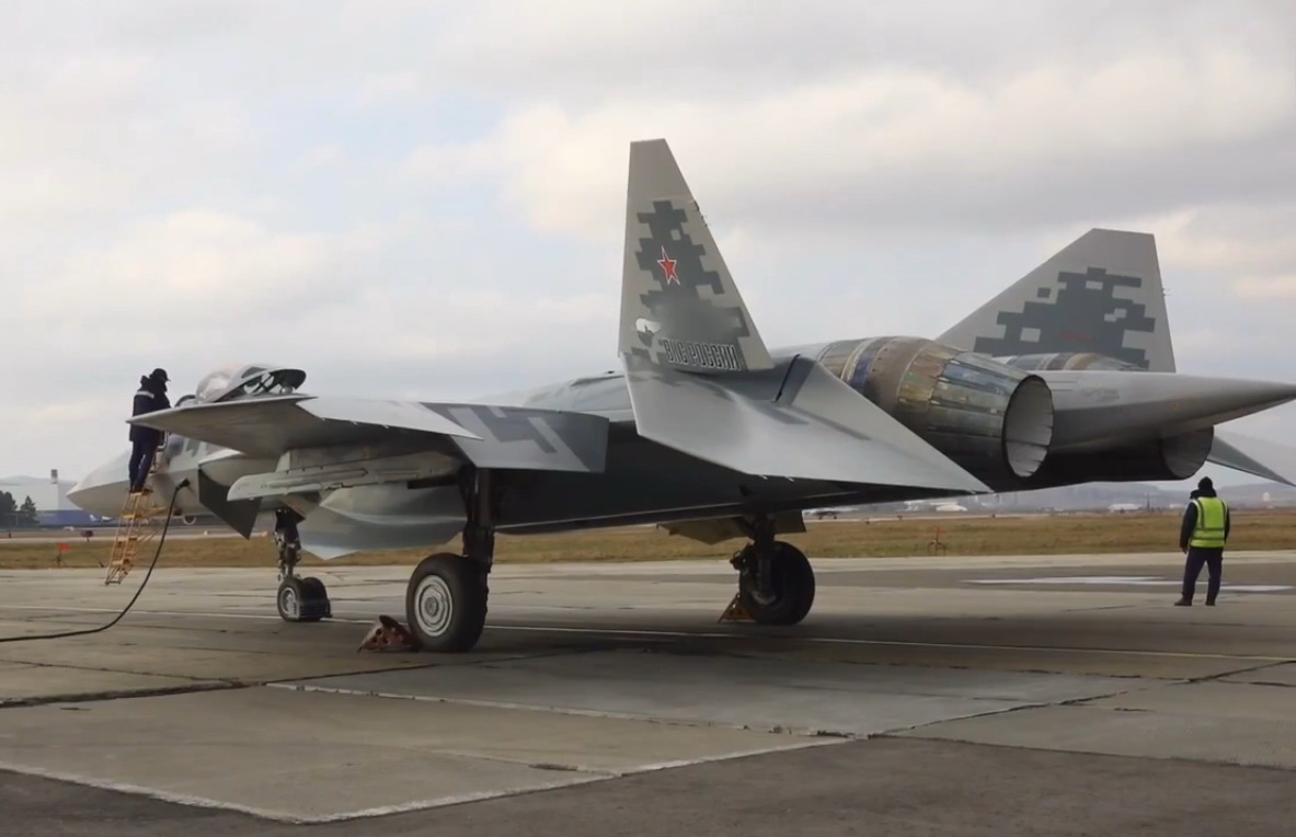 Момент передачи МО Су-57. кадры ОАК