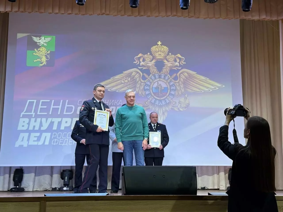 Встреча артиста с белгородцами. Фото: Скорая молодёжная помощь