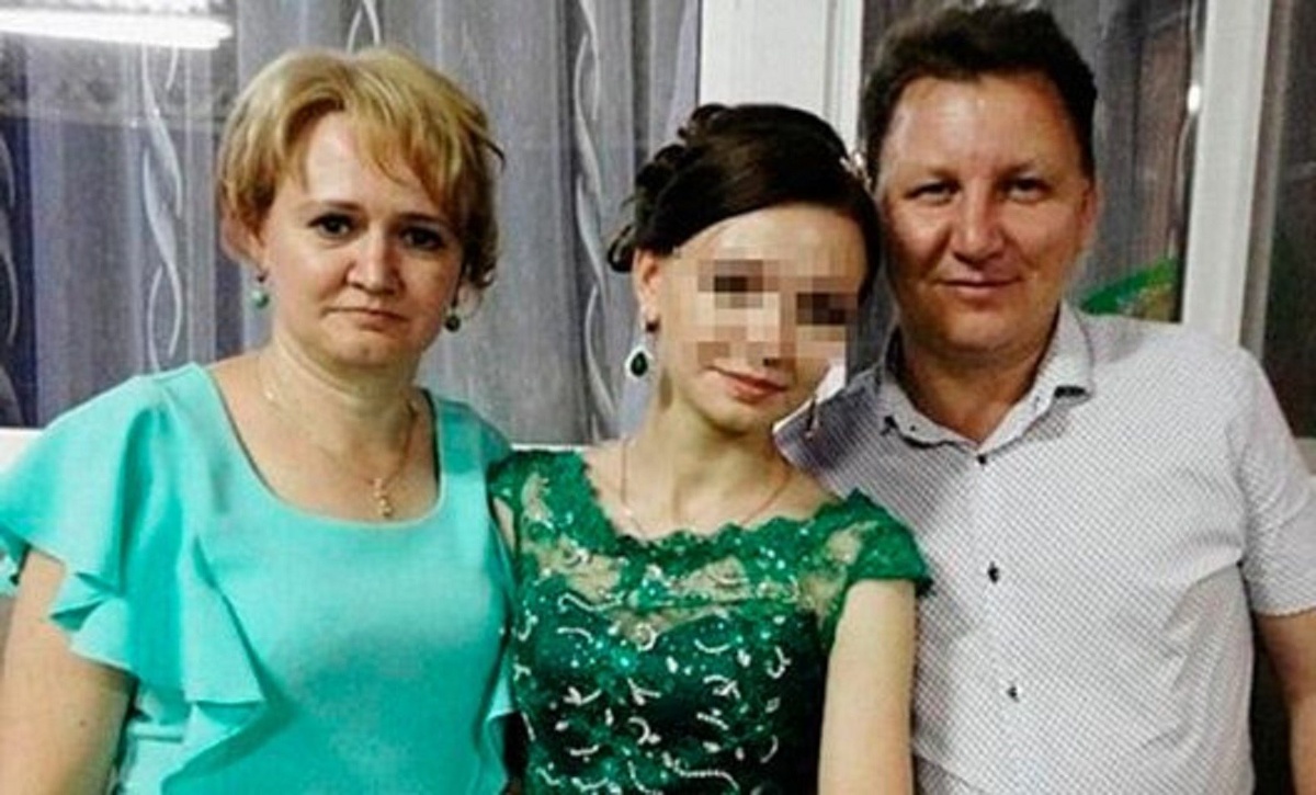 Некогда счастливая семья Елены