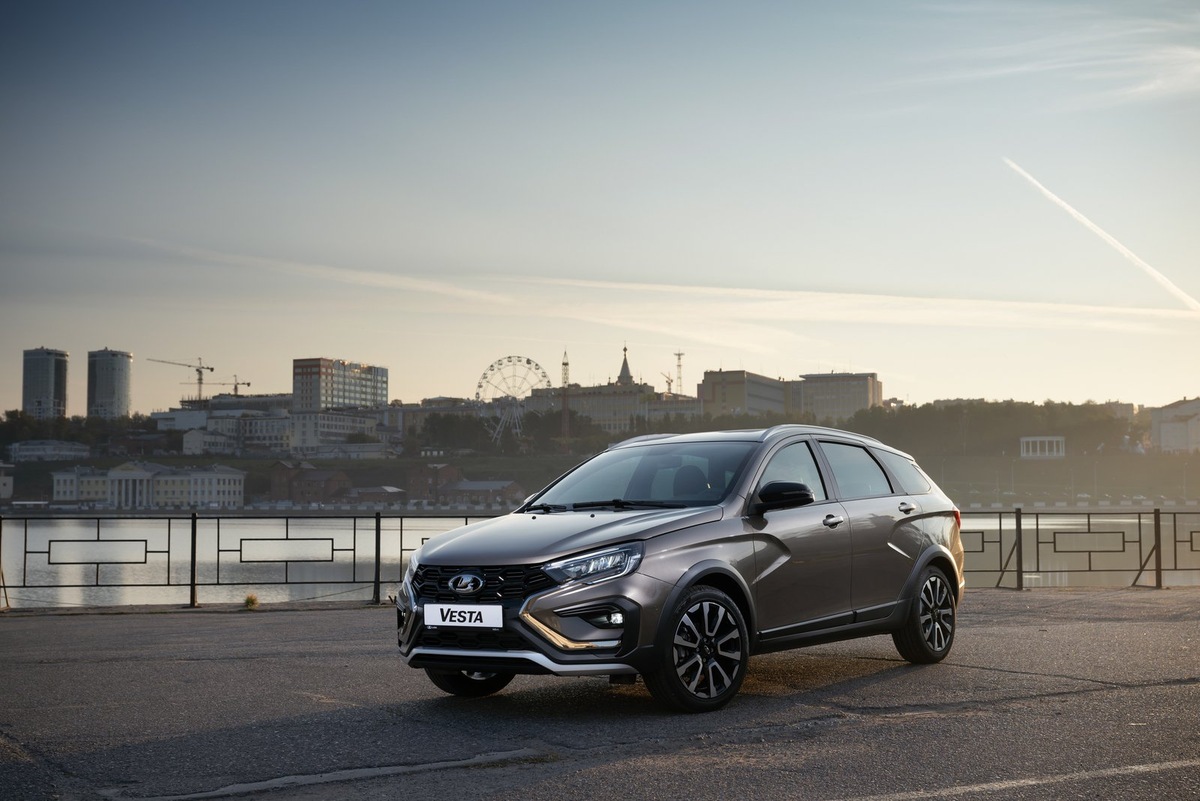    Lada Vesta