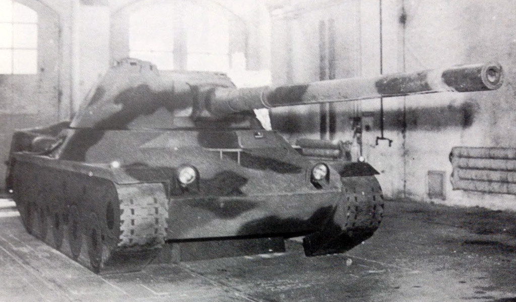 К 1950 году приоритетом было развитием Landsverk Lansen.