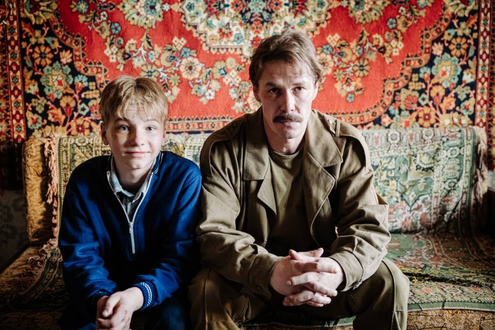 Павел Лиховцев с сыном Евгением. Фото из Яндекса