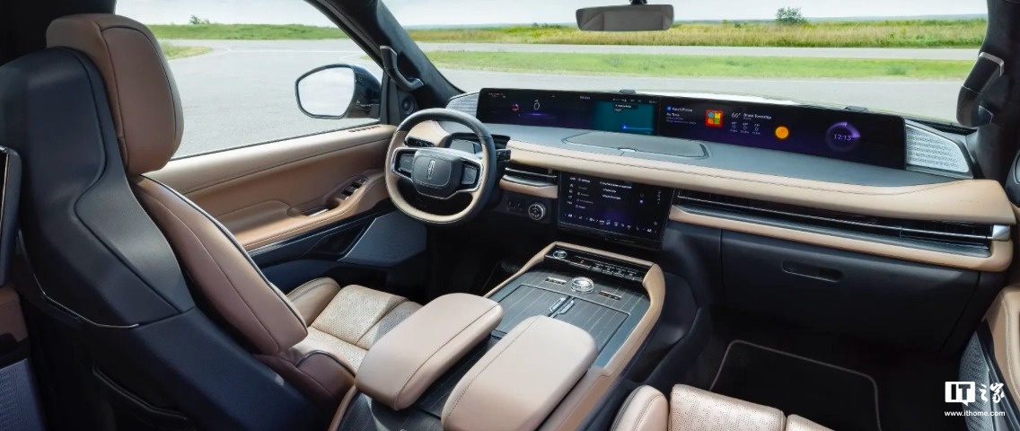 Фото Lincoln  📷
