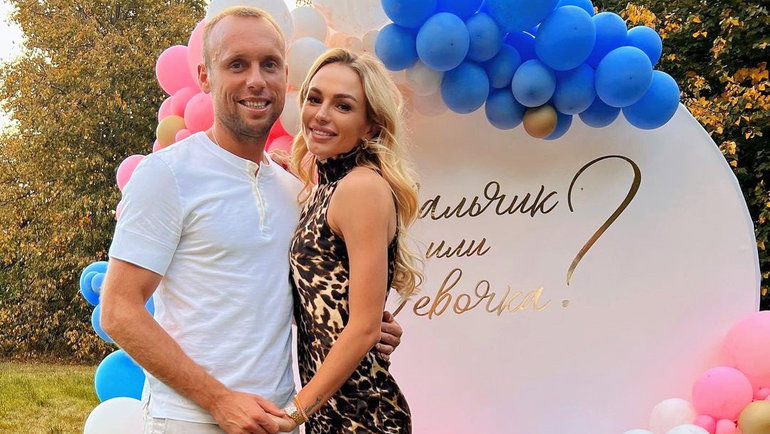    Денис Глушаков и Ксения Коваленко. соцсети