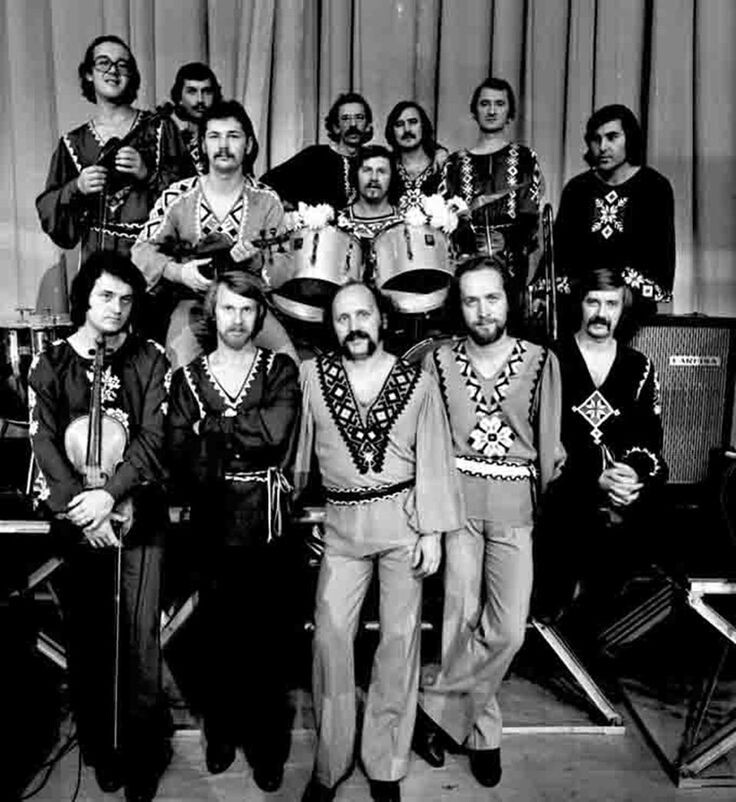 Источник фото https://i.pinimg.com/736x/23/40/83/234083c7acdaebc7ec8aeede1eef68d7.jpg