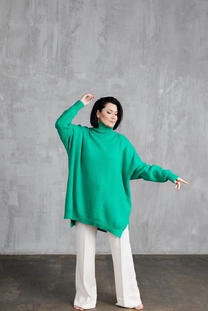 Евгения Кор. Тренер по голосу и речи.