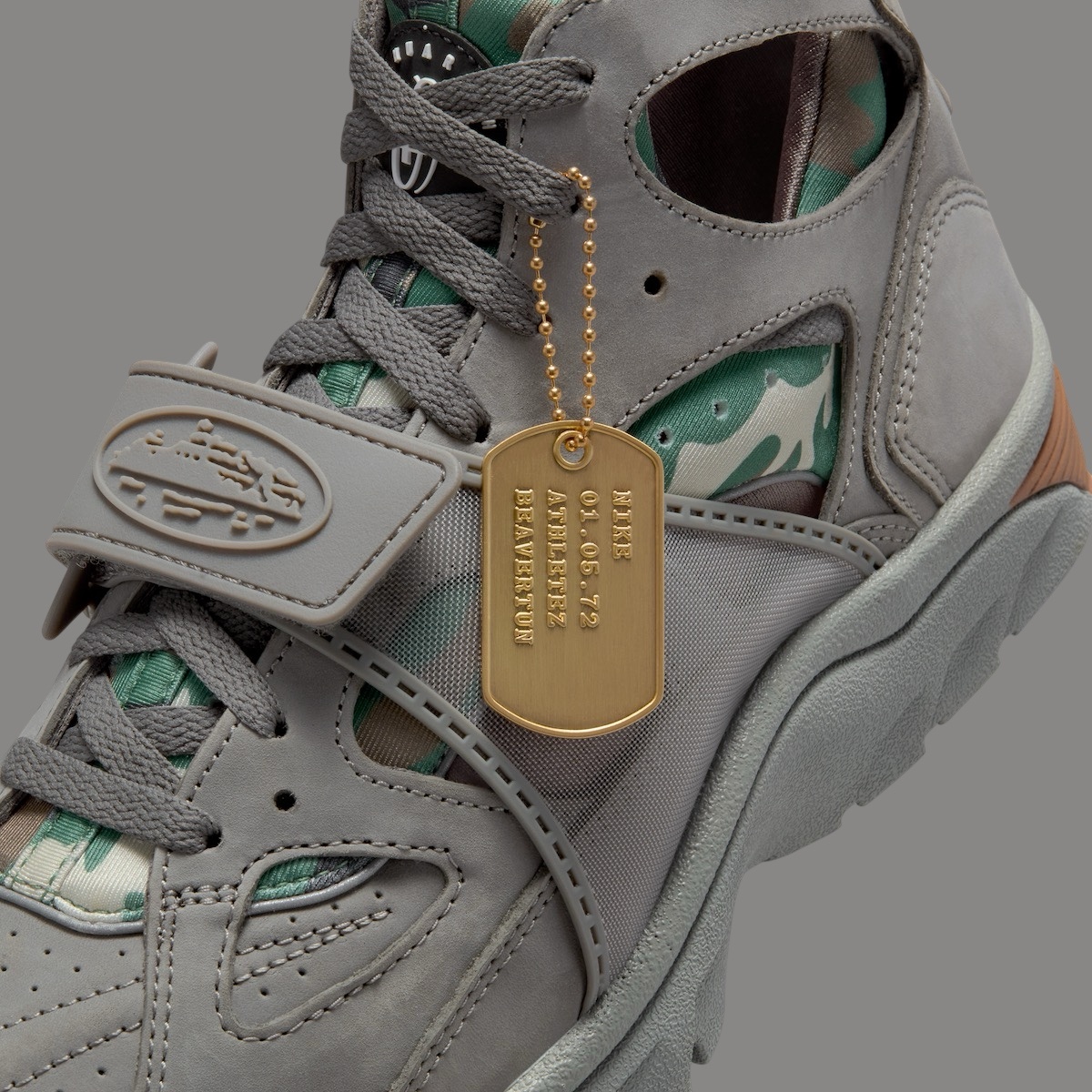 Nike air trainer huarache 1992 best sale