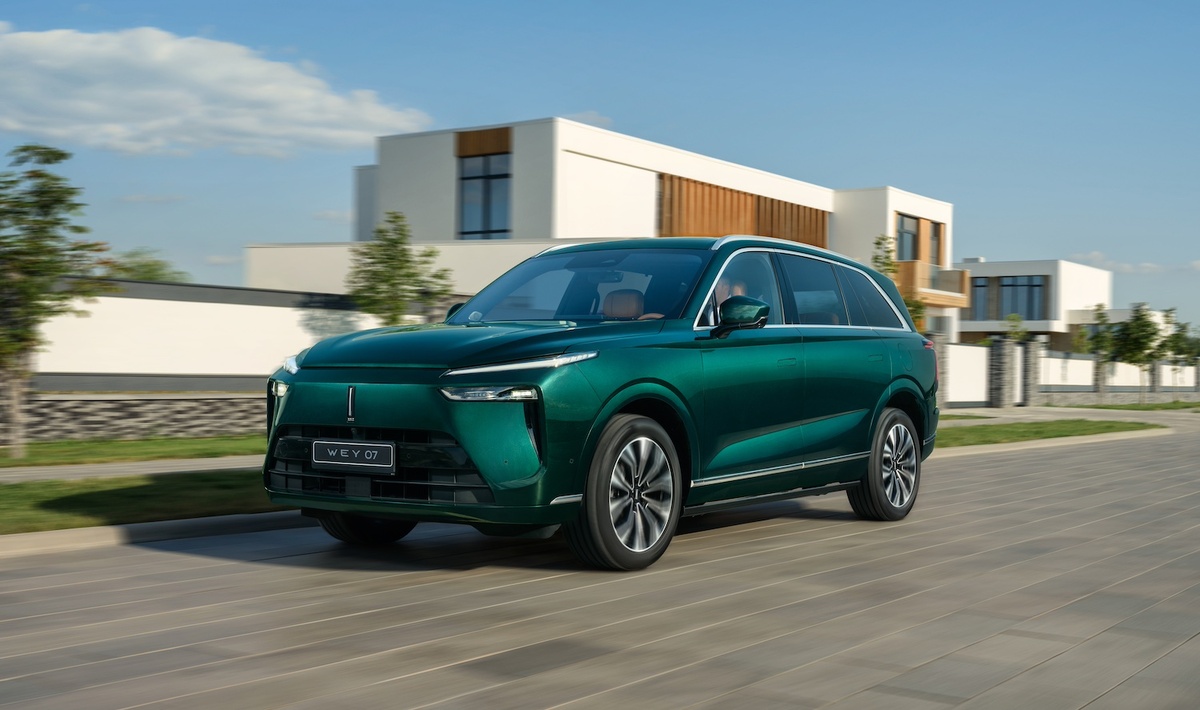 Сдержанный и изысканный экстерьер WEY 07 привлечет внимание на городских улицах — все поймут, что вы едете за рулем премиального авто