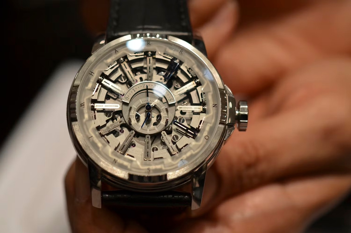 Фото: www.hodinkee.com