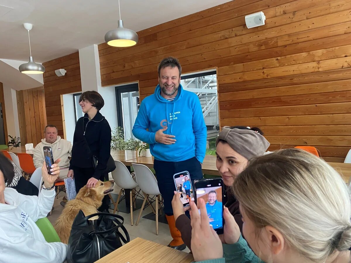    Владелец экофермы «Ясно Поле» Дмитрий Черепков. Фото: АТОР