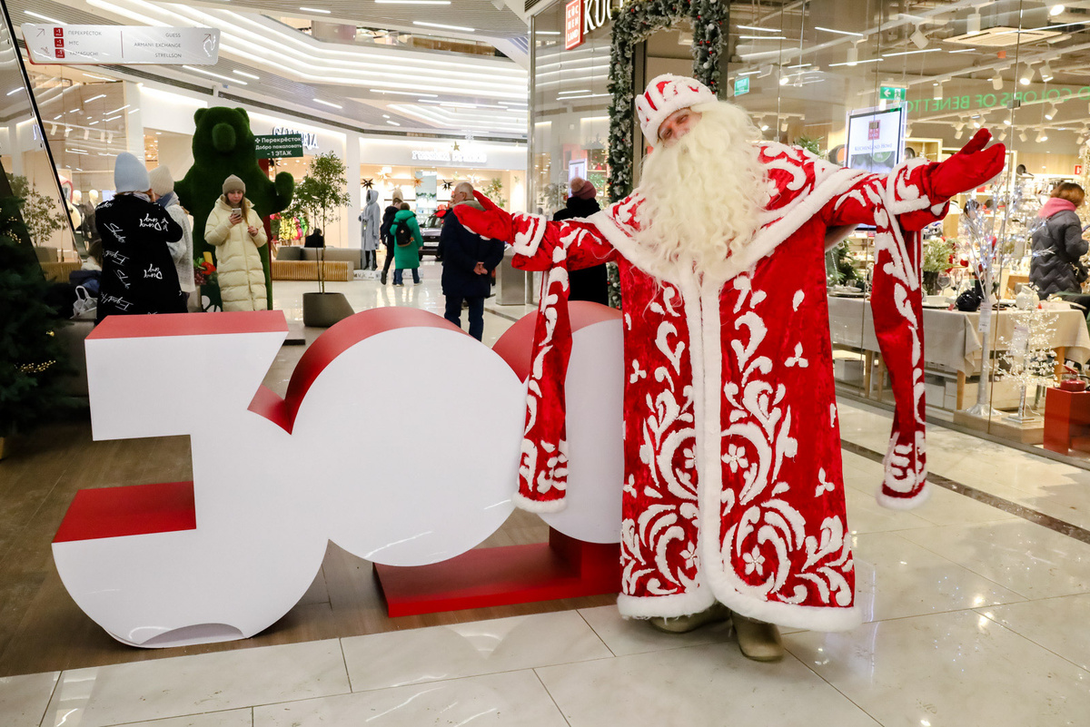 Стоимость поздравления вырастет в цене перед Новым годом.  Фото: Фото: ФедералПресс / Елена Майорова