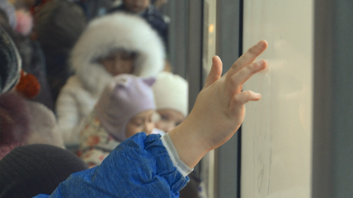    Кадр из фильма "Жизнь длиною в детство" © Киностудия «Новый курс»