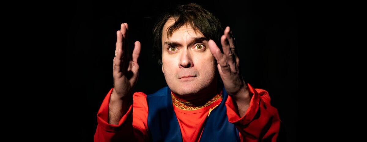    Фото: Чехов, Достоевский, Чёрный «Ангелы среди нас»