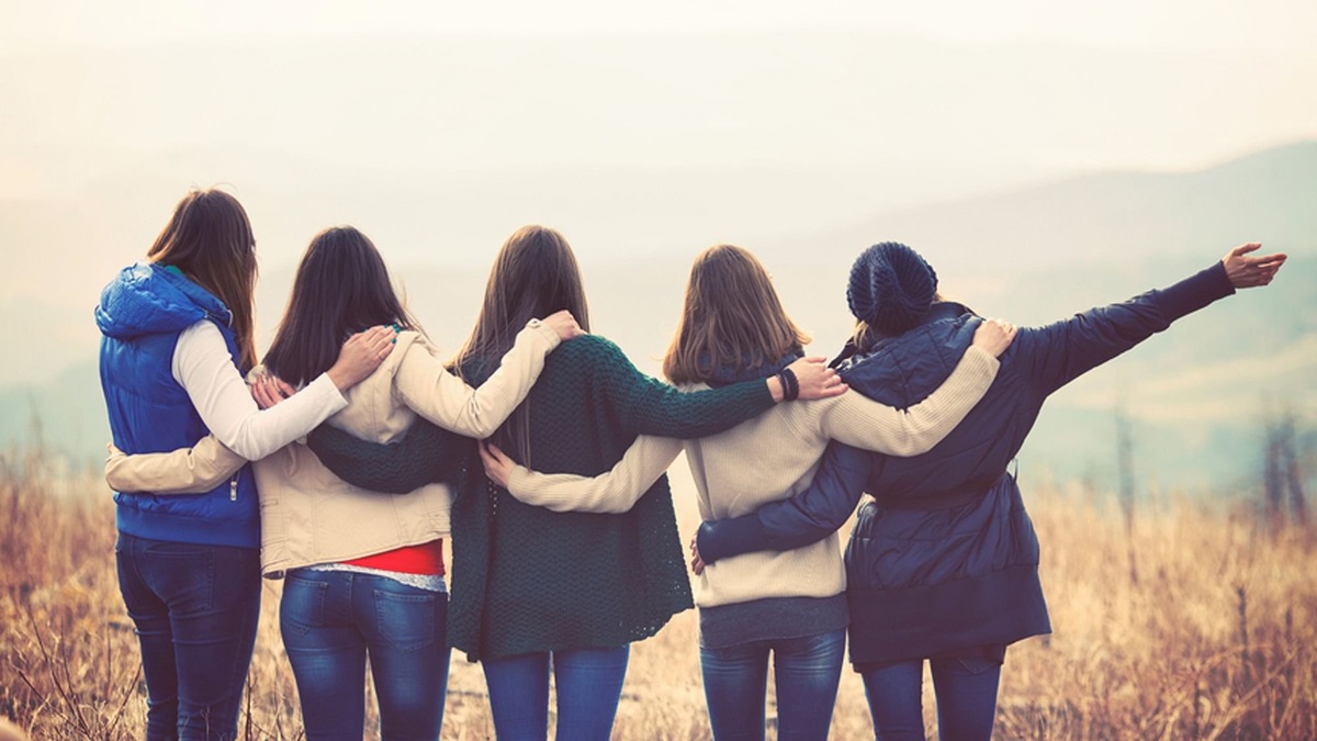 «Какие подруги? Ты же замужем!».