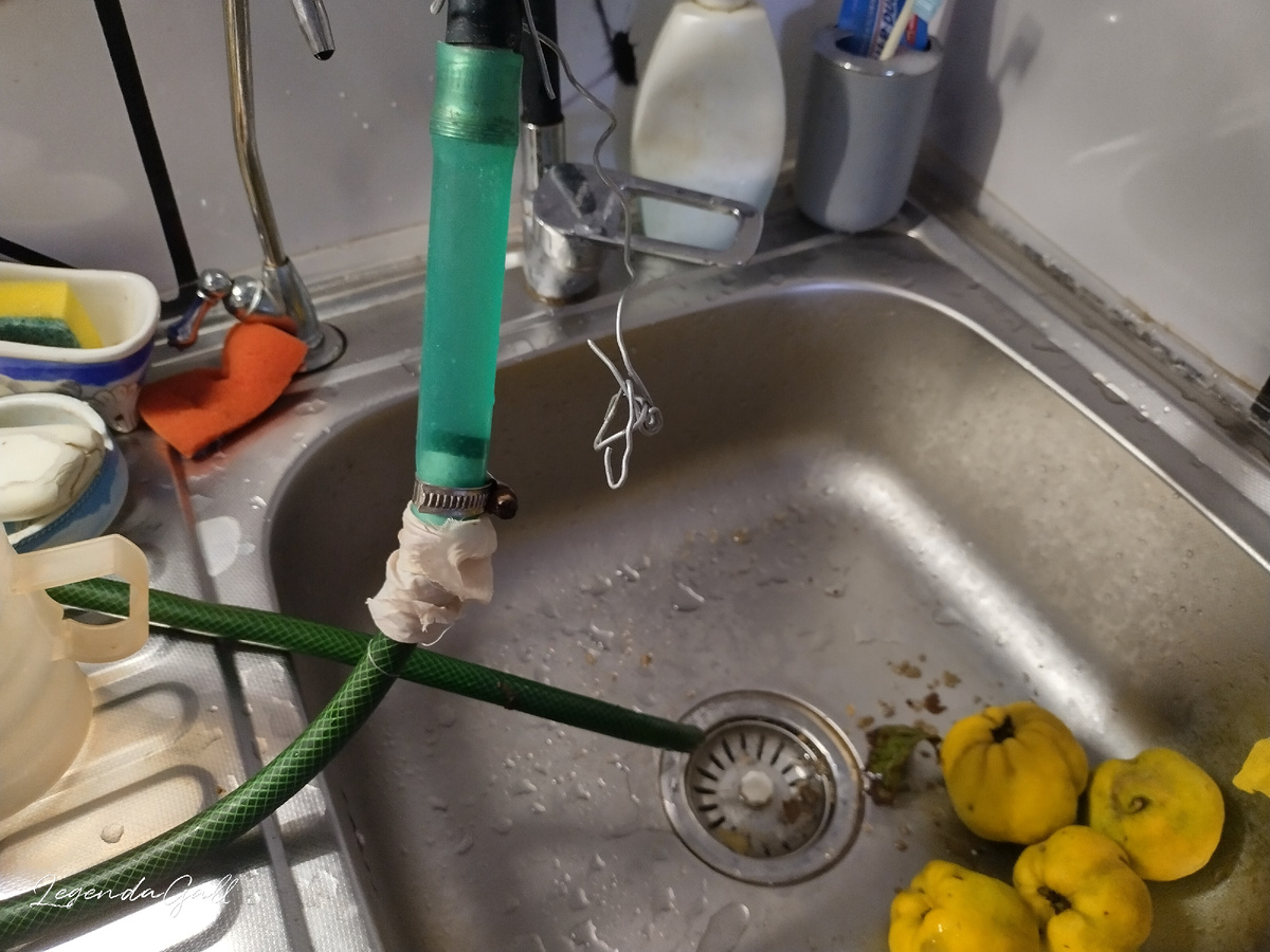 В раковине тоже чудо конструкторской мысли )))