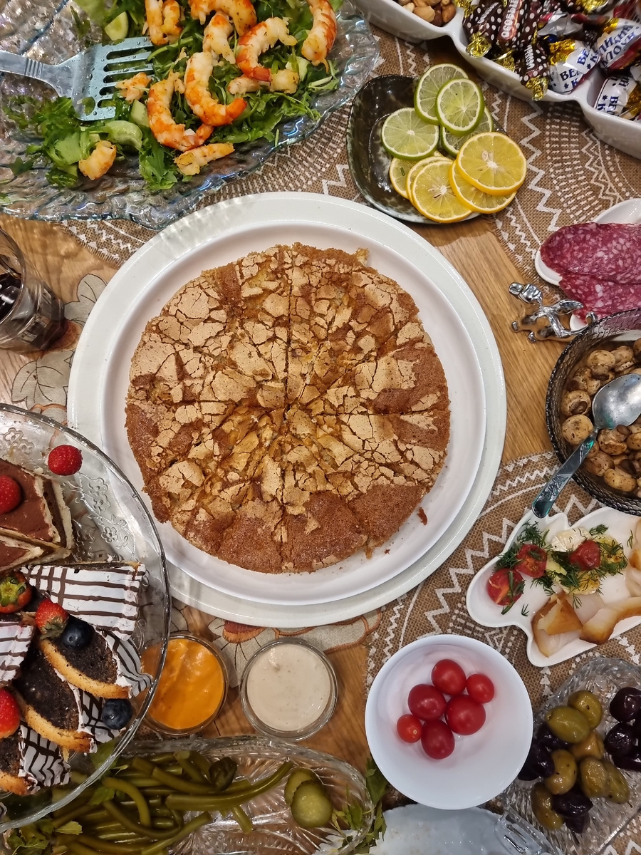 Моя миллион сто пятая в этом сезоне шарлотка 