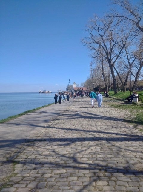 Пушкинская набережная Таганрога. Фото Елены Стоун