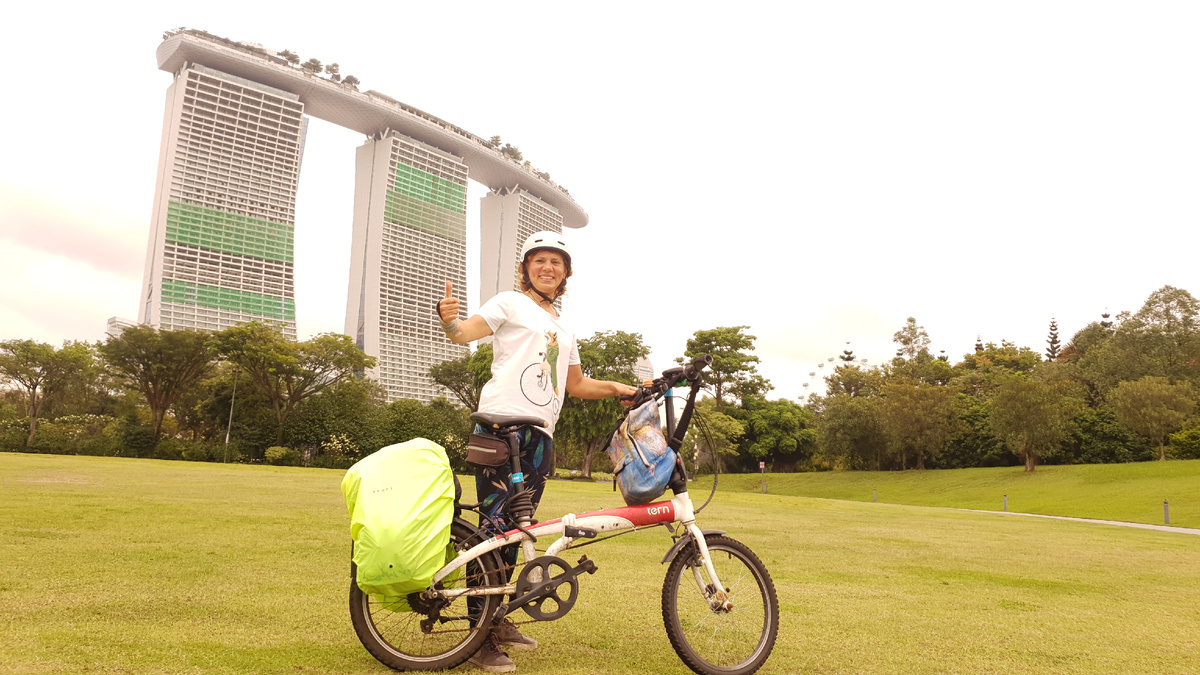 Знаменитое здание в Сингапуре