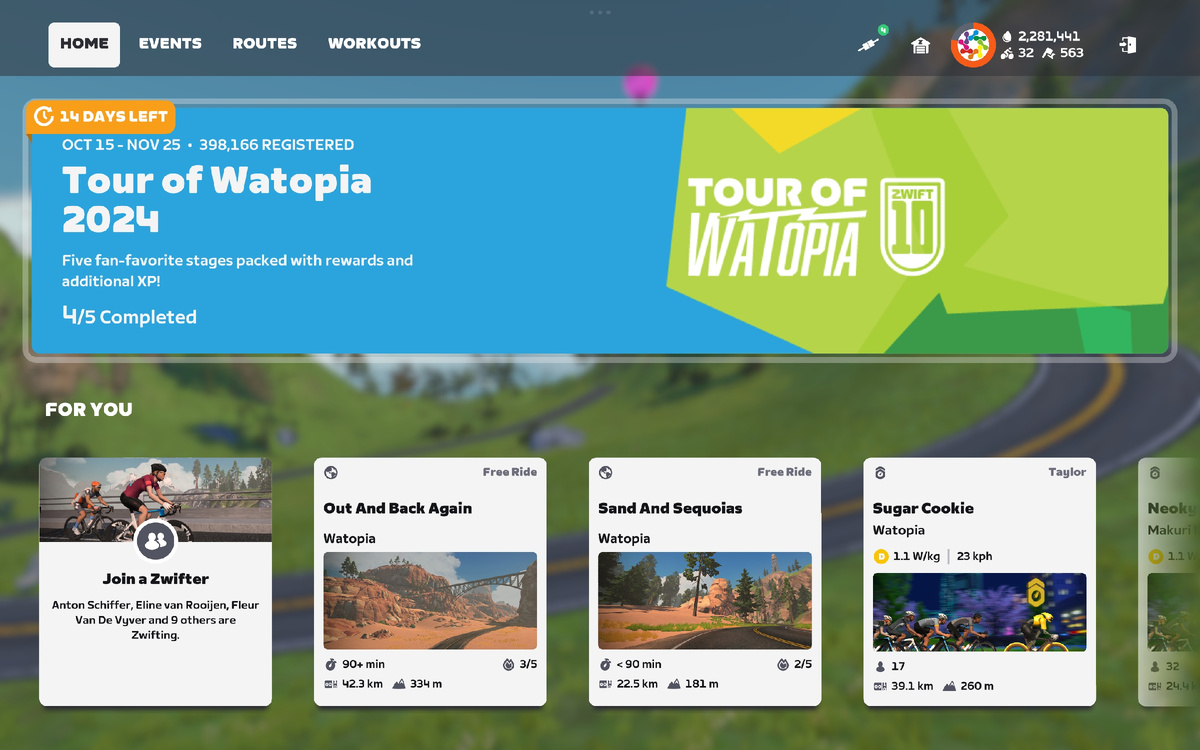 После загрузки мы попадаем на главную страницу, на которой можем выбрать интересующую нас гонку или тренировку.