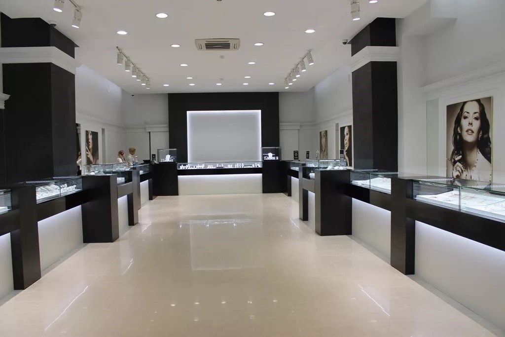 Светодиодное освещение в ювелирном магазине