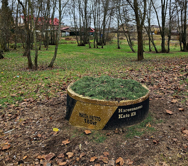 Как старый канализационный колодец превратился в огромную банку шпрот в Твери