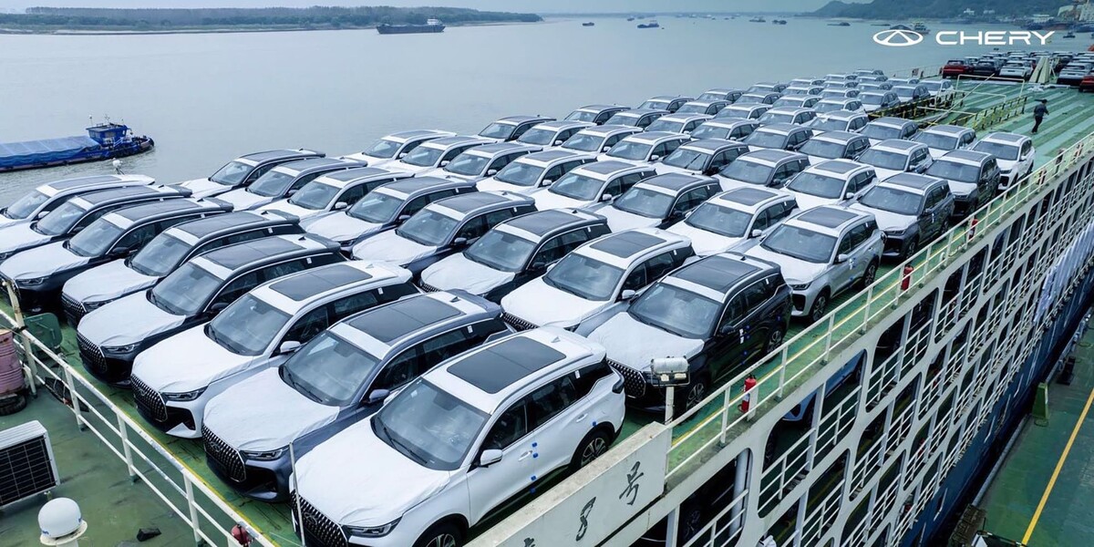 Кроссоверы Chery Tiggo 7 на автовозе из Китая.