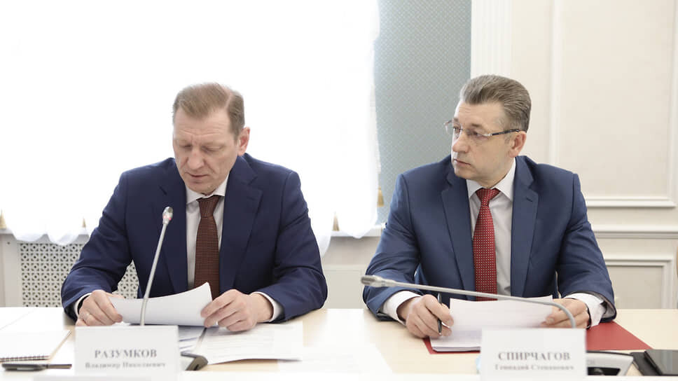 Владимира Разумкова (слева) направляют на контроль нацпроектов, его место займет глава УФАС Геннадий Спирчагов (справа) .📷Фото: Управление ФАС по Ульяновской области