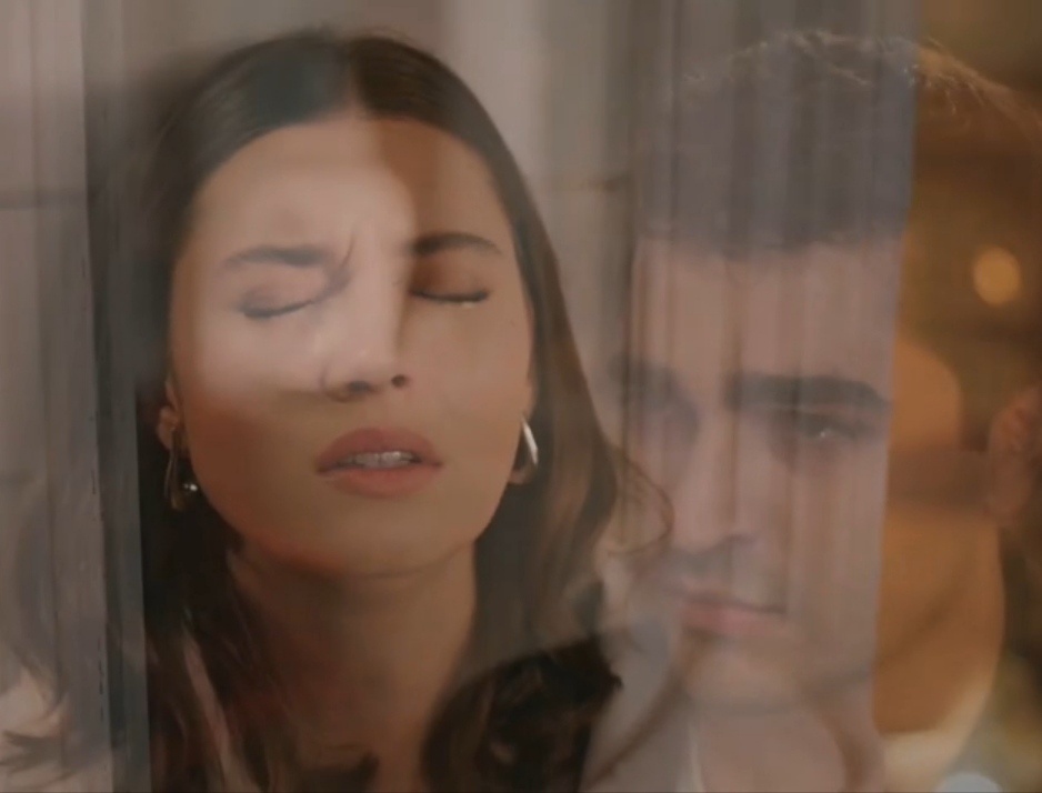 Кадр из сериала